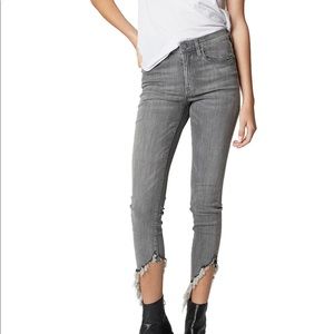 BlankNYC-the Bond asymmetrical frayed hem skinnies